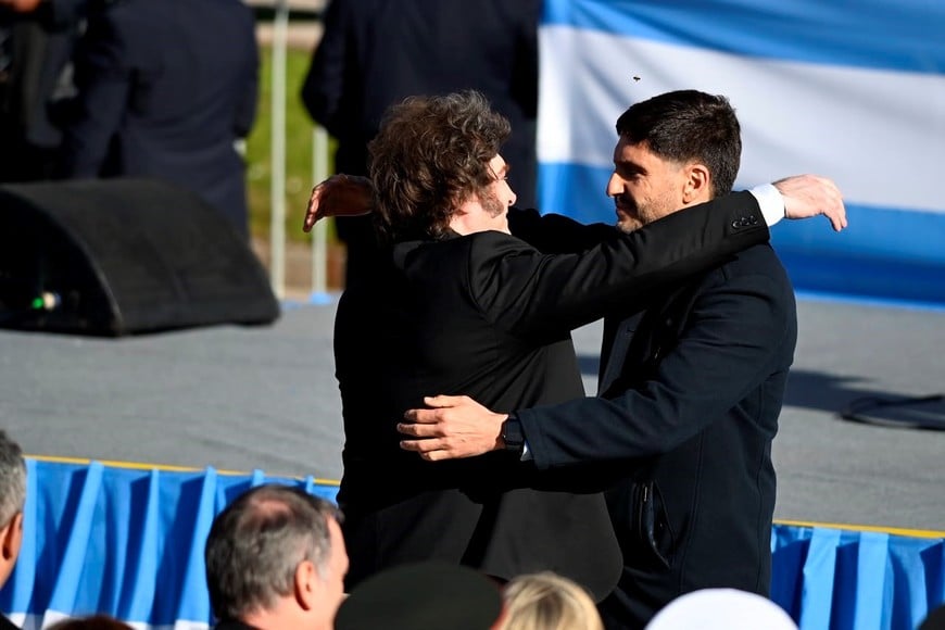 Acto del Dia de la Bandera en Rosario.
