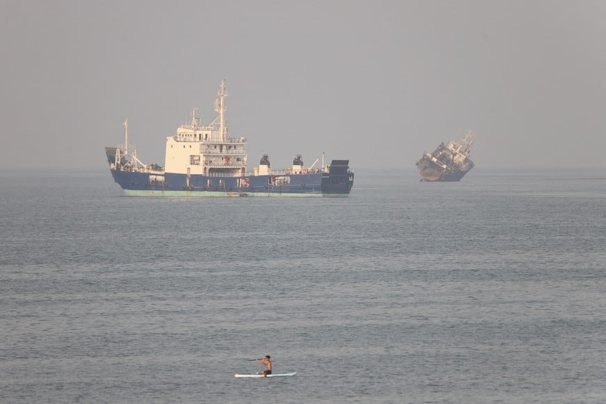 Vessels in the Strait of Hormuz near the beach of Bandar Abbas, Iran, June 21, 2026. Amirhosein Khorgooi/ISNA/via WANA (West Asia News Agency)via REUTERS ATTENTION EDITORS - THIS PICTURE WAS PROVIDED BY A THIRD PARTY. ISRAEL OUT. NO COMMERCIAL OR EDITORIAL SALES IN ISRAEL. NO ACCESS FOR ISRAELI MEDIA. NO USE BBC PERSIAN. NO USE VOA PERSIAN. NO USE MANOTO. NO USE IRAN INTERNATIONAL. NO USE RADIO FARDA. DIGITAL: NO USE BBC PERSIAN. NO USE VOA PERSIAN. NO USE MANOTO. NO USE IRAN INTERNATIONAL. NO USE RADIO FARDA.     TPX IMAGES OF THE DAY