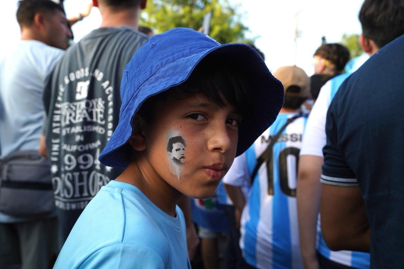 Hinchas argentinos llegan a Dallas, el banderazo no podía faltar