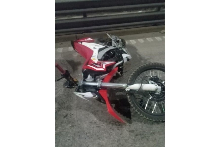 Un motociclista de 41 años murió
