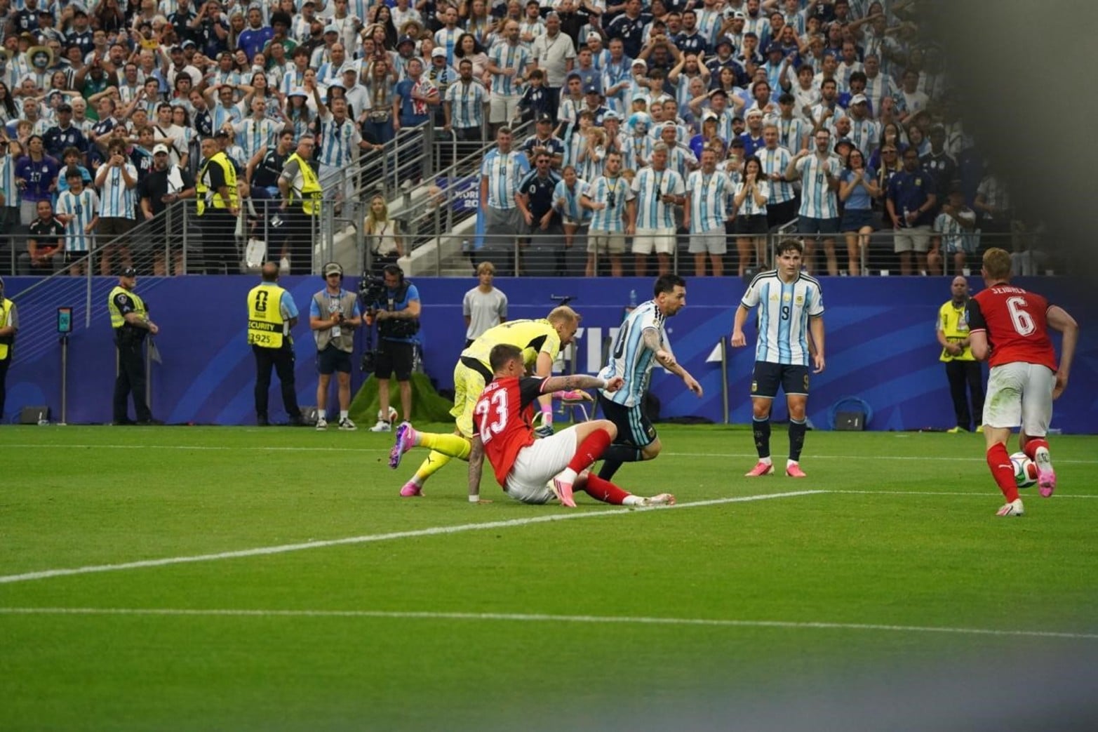 La secuencia del segundo gol de Lionel Messi para Argentina en el triunfo ante Austria.