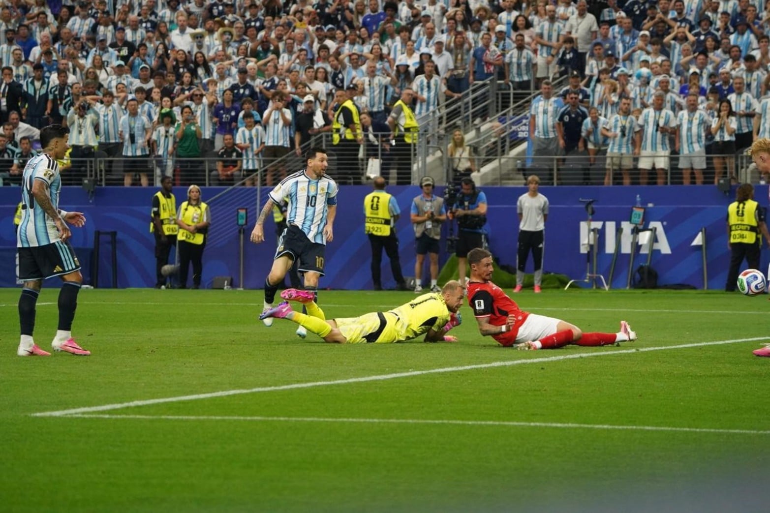 La secuencia del segundo gol de Lionel Messi para Argentina en el triunfo ante Austria.
