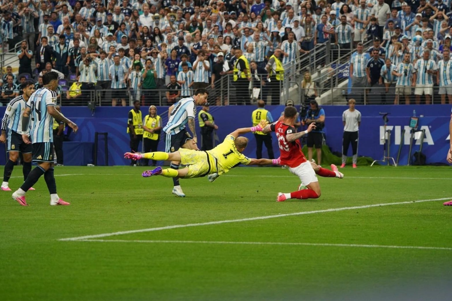 La secuencia del segundo gol de Lionel Messi para Argentina en el triunfo ante Austria.