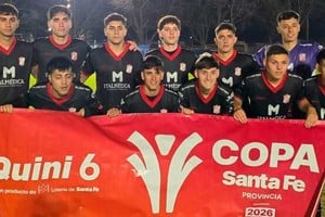 De visitante, el León rafaelino goleó 5 a 0 a DF Sarmiento.