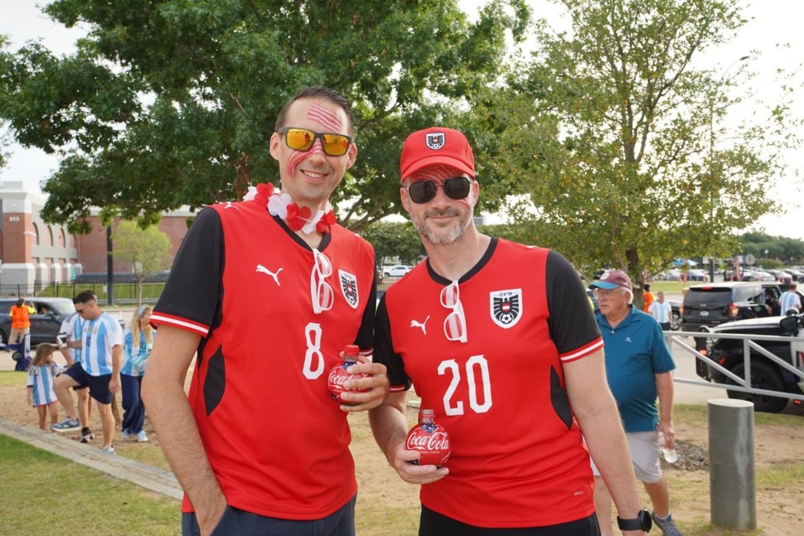 Los austríacos también dicen presente en Dallas. 