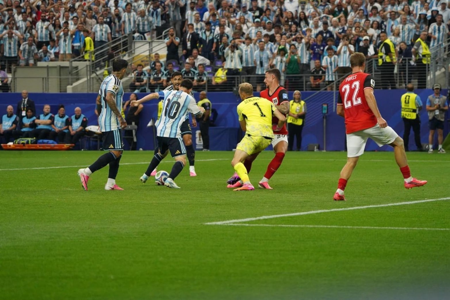 La secuencia del segundo gol de Lionel Messi para Argentina en el triunfo ante Austria.
