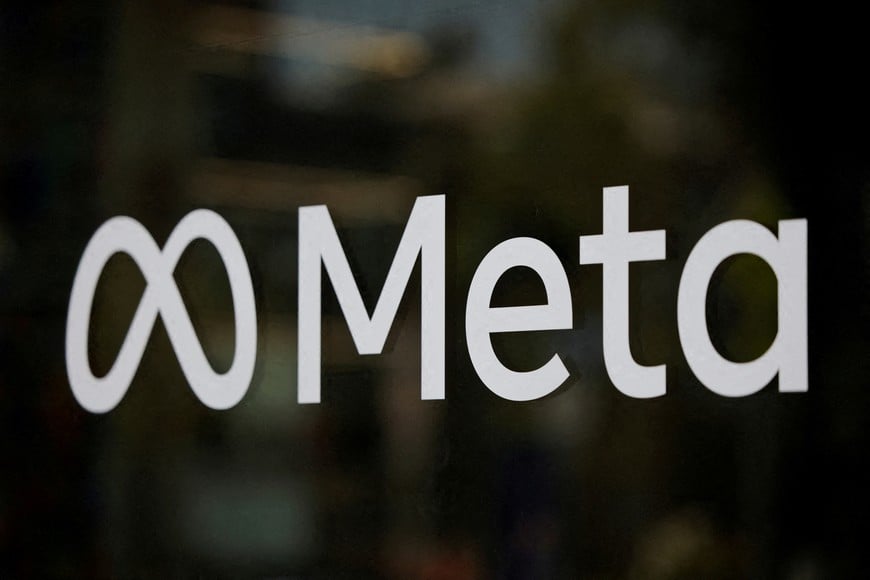 FILE PHOTO: The logo of Meta at the Meta Lab in Los Angeles, California, U.S., May 20, 2026. REUTERS/Daniel Cole/File Photo