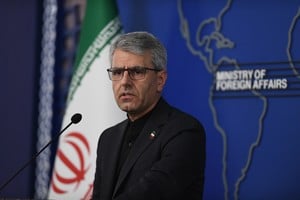 El portavoz del Ministerio de Relaciones Exteriores iraní, Esmaeil Baghaei, habló en una conferencia de prensa en Teherán. Foto: Xinhua / Shadati.