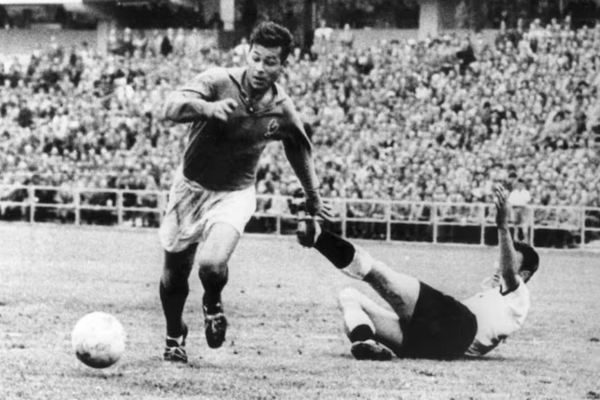 Just Fontaine mantiene el récord de 13 tantos en una misma Copa del Mundo.