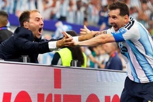 No se olvida más. Así festejó el periodista con Messi.
