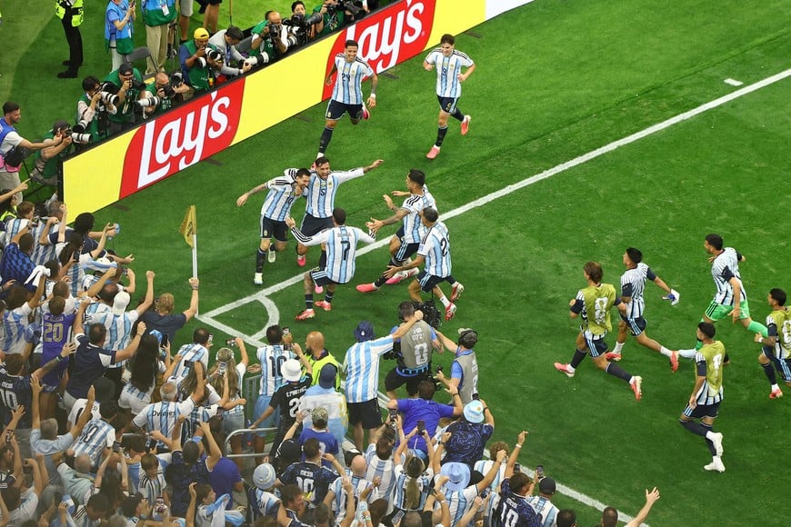 Soccer Football - FIFA World Cup 2026 - Group J - Argentina v Austria - Dallas Stadium, Arlington, Texas, U.S. - June 22, 2026
Argentina's Lionel Messi celebrates scoring their second goal with teammates REUTERS/Issei Kato TPX IMAGES OF THE DAY