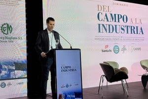 “La producción y la industria generan riqueza. La política tiene la responsabilidad de crear las condiciones para que esa riqueza pueda desarrollarse. Cuando esos objetivos se alinean, las regiones crecen”, sostuvo.