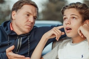 Padres y madres que sienten que “ya no llegan”