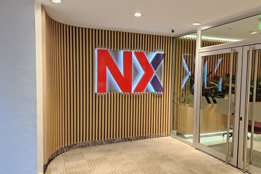Así luce la sucursal renovada de NaranjaX.