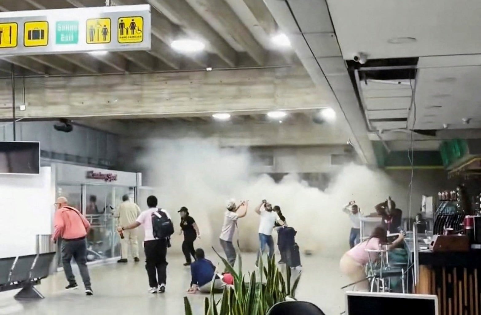 El aeropuerto internacional Simón Bolivar de Maiquetia fue escenario de momentos de tensión.