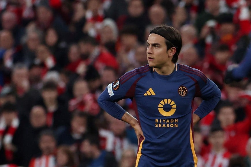 Soccer Football - Europa League - Round of 16 - Second Leg - Athletic Bilbao v AS Roma - San Mames, Bilbao, Spain - March 13, 2025
AS Roma's Paulo Dybala reacts REUTERS/Vincent West