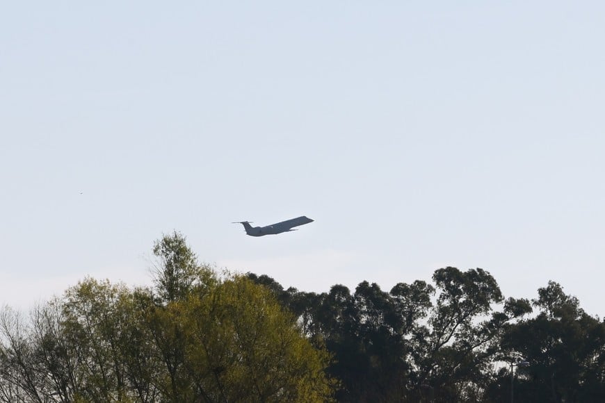 Militares argentinos parten hacia Venezuela para brindar asistencia tras sismos. Crédito: FFAA
