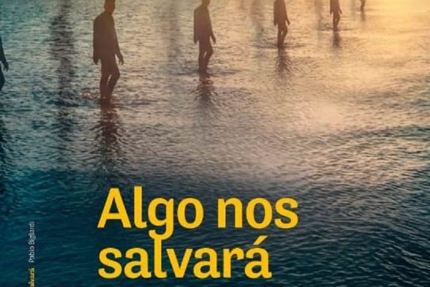En la obra "Algo nos salvará", el autor se muestra "como un sujeto manejado por fuerzas que no se muestran".