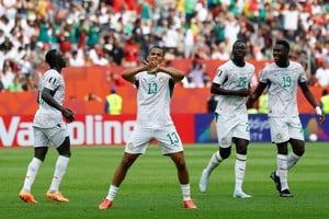 Soccer Football - FIFA World Cup 2026 - Group I - Senegal v Iraq - Toronto Stadium, Toronto, Canada - June 26, 2026
Senegal's Iliman Ndiaye celebrates scoring their fifth goal with teammates REUTERS/Piroschka Van De Wouw