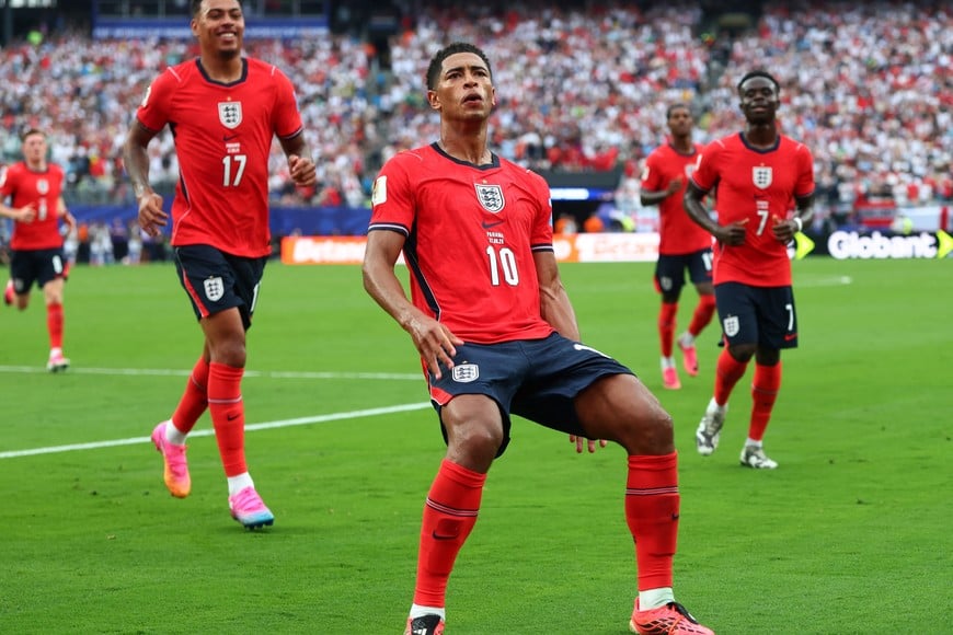 Soccer Football - FIFA World Cup 2026 - Group L - Panama v England - New York/New Jersey Stadium, East Rutherford, New Jersey, U.S. - June 27, 2026
England's Jude Bellingham celebrates scoring their first goal IMAGN IMAGES via Reuters/Vincent Carchietta