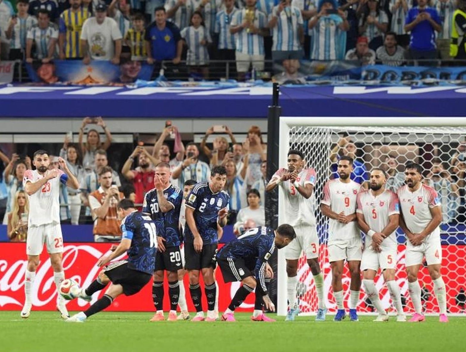 Argentina 3 Jordania 1 secuencia gol de Messi de tiro libre
