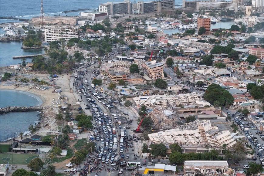 A drone view shows buildings destroyed by earthquakes, in La Guaira, Venezuela, June 26, 2026. Handout via REUTERS ATTENTION EDITORS - THIS IMAGE HAS BEEN SUPPLIED BY A THIRD PARTY NO RESALES. NO ARCHIVES