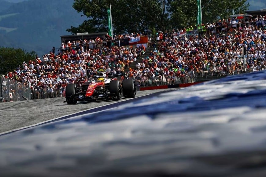 ferrari hamilton