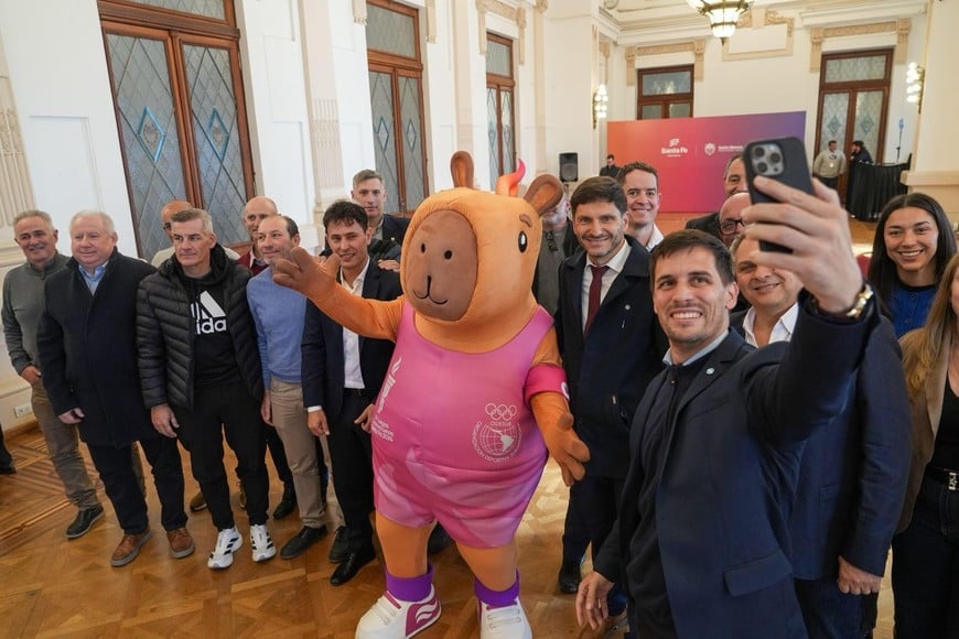 "Capi", presente en el lanzamiento de las competencias en Rafaela. Foto: Prensa GSF.