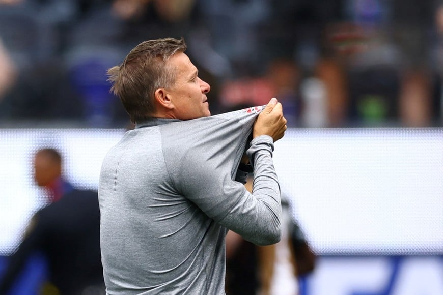 Soccer Football - FIFA World Cup 2026 - Round of 32 - South Africa v Canada - Los Angeles Stadium, Inglewood, California, U.S. - June 28, 2026
Canada coach Jesse Marsch celebrates after the match as Canada qualify for the round of 16 stage of the World Cup REUTERS/Matthew Childs
