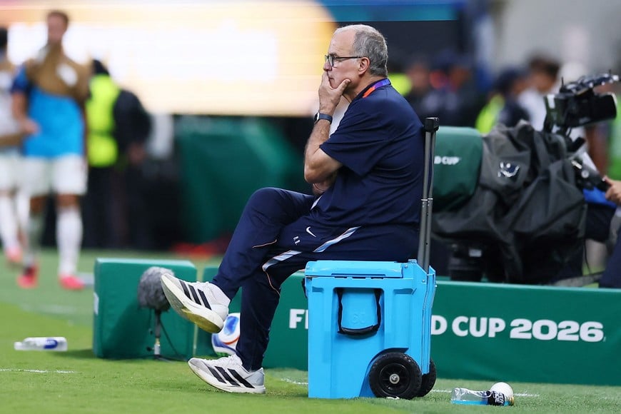 Soccer Football - FIFA World Cup 2026 - Group H - Uruguay v Spain - Estadio Guadalajara, Guadalajara, Mexico - June 26, 2026
Uruguay coach Marcelo Bielsa REUTERS/Eloisa Sanchez