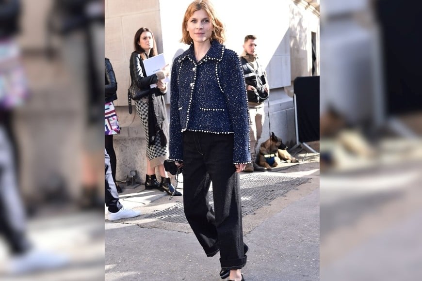 La influencia de Chanel convirtió al tweed en un símbolo de estilo atemporal.