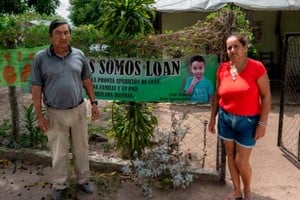 Los papás de Loan Danilo Peña.