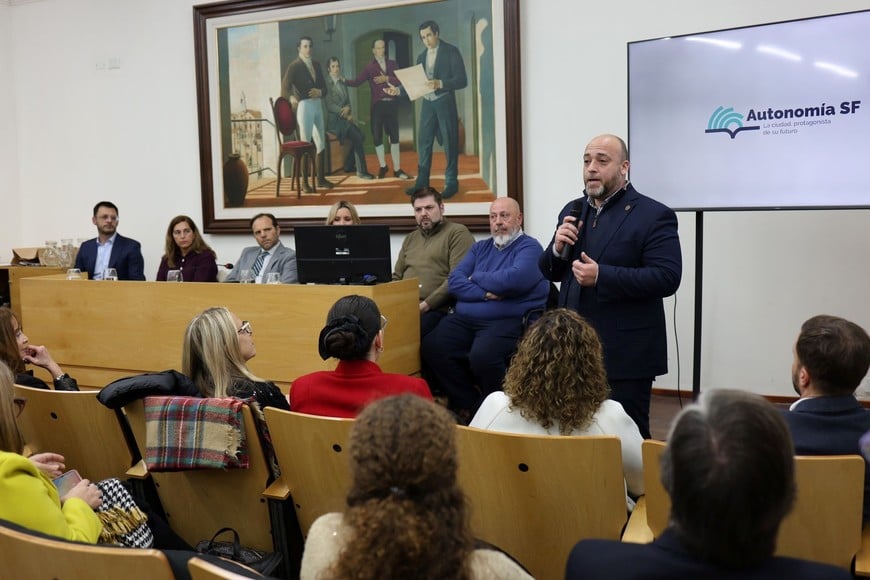 Basile: “Estamos colaborando con la redacción de la futura Carta Orgánica”. Foto: Gentileza Concejo