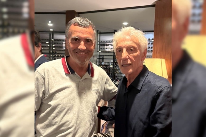 José Néstor Pekerman, múltiple campeón del mundo en juveniles con Argentina con El Litoral en Miami. El fue quien reclutó a Messi para que juegue por Argentina y le diga que no a España. El también fue el responsable de elegir a Scaloni cuando era un pibe.