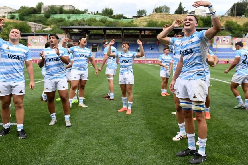 Los Pumitas festejaron en el debut ante Estados UNidos. Ahora, van por Irlanda. Foto: Prensa UAR - Gaspafotos (Tamuna Kulumbegashvili)
