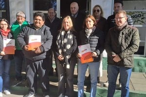 Tres entidades deportivas firmaron convenios para ejecutar obras de infraestructura en sus sedes