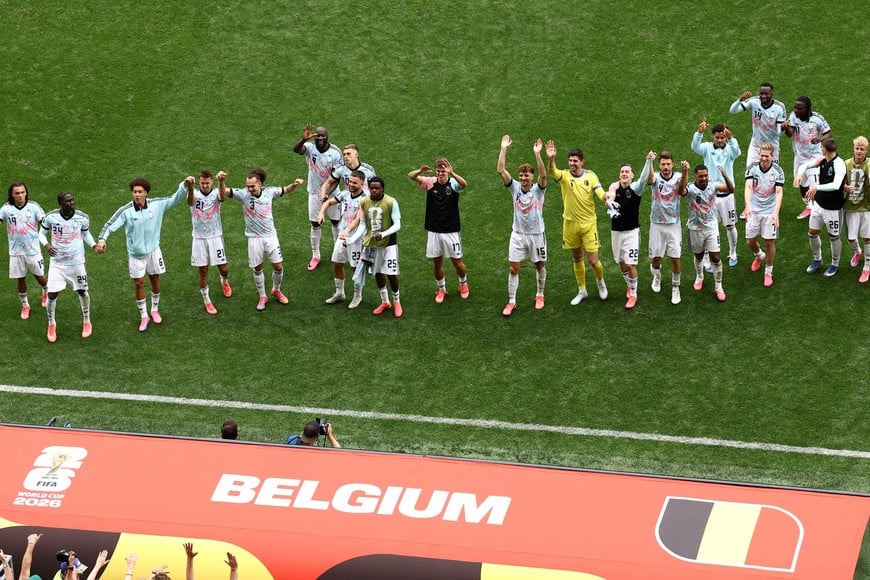 Soccer Football - FIFA World Cup 2026 - Round of 32 - Belgium v Senegal - Seattle Stadium, Seattle, Washington, U.S. - July 1, 2026
Belgium players celebrate after the match as Belgium qualify for the Round of 16 stage of the World Cup REUTERS/Lee Smith     TPX IMAGES OF THE DAY