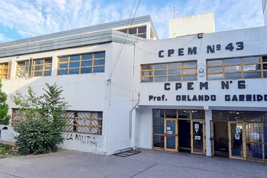 Un estudiante de 13 años resultó herido de un disparo