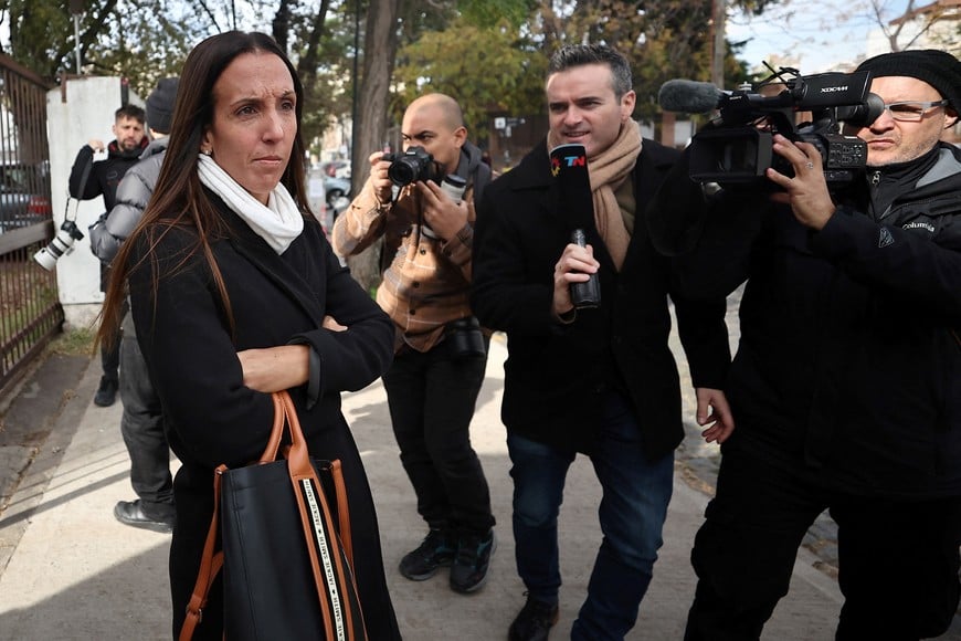 Agustina Cosachov, psychiatrist of late Argentine soccer legend Diego Maradona, leaves the San Isidro court after a hearing to determine the future of soccer legend Diego Maradona's trial, after one of the three presiding judges stood down from the case amid accusations of ethical breaches, in San Isidro, on the outskirts of Buenos Aires, Argentina, May 29, 2025. REUTERS/Agustin Marcarian