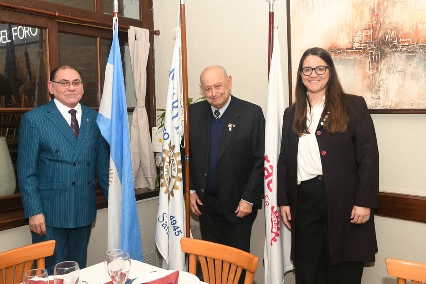 Presentaron las nuevas autoridades del Rotary Club. Crédito: Manuel Fabatía