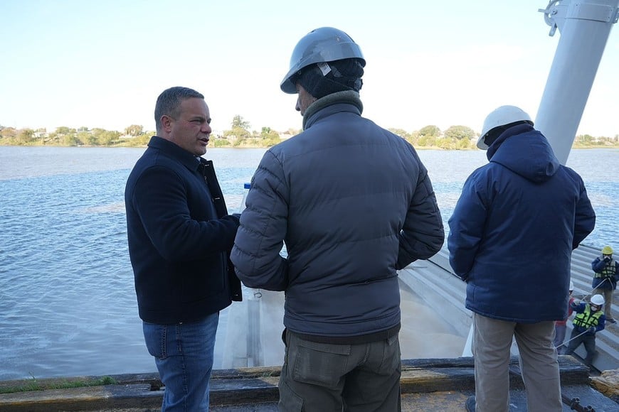 El Puerto de Santa Fe realiza un nuevo embarque de 8.000 toneladas de soja y consolida su operatividad