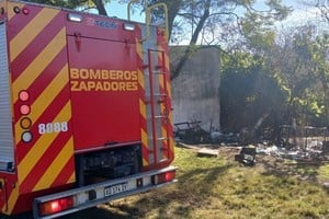 El fuego no se propagó por la rápida acción de los bomberos. Foto: El Litoral