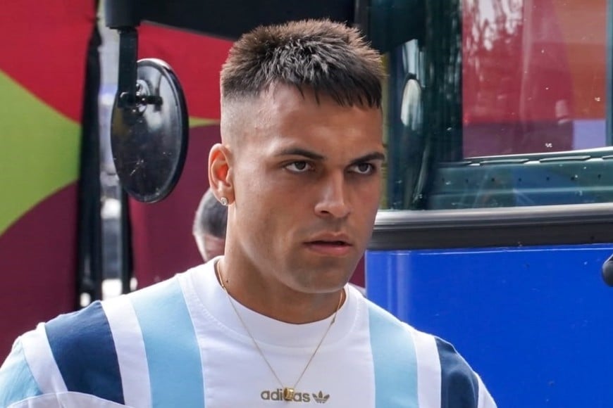 Lautaro Martínez y su arribo al Miami Stadium. Crédito: Fernando Nicola