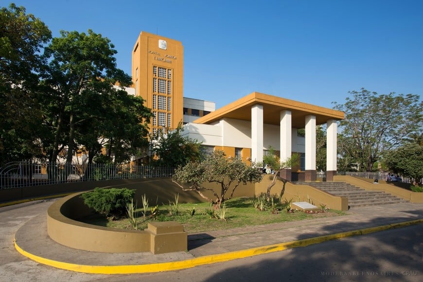 Los tres hombres fueron trasladados con politraumatismos al hospital Santojanni.