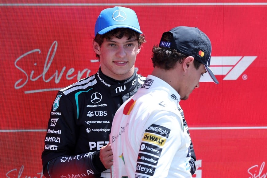 Formula One F1 - British Grand Prix - Silverstone Circuit, Silverstone, Britain - July 4, 2026
Mercedes' Andrea Kimi Antonelli celebrates after winning the sprint race REUTERS/Suzanne Plunkett