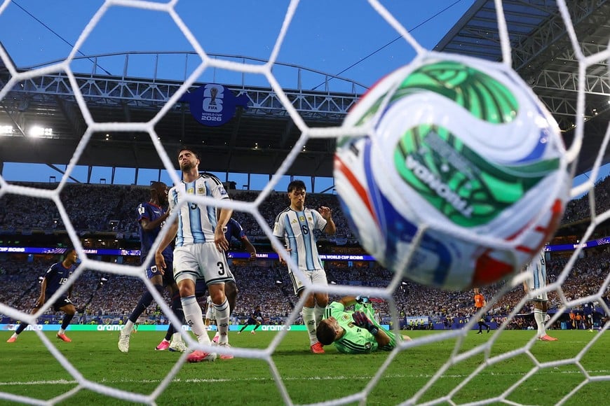 Soccer Football - FIFA World Cup 2026 - Round of 32 - Argentina v Cape Verde - Miami Stadium, Miami Gardens, Florida, U.S. - July 3, 2026
Argentina's Nicolas Tagliafico looks dejected after Cape Verde's Sidny Lopes Cabral scores their second goal REUTERS/Paul Childs