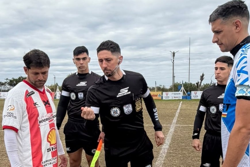 Juan Bonín impartió justicia en el 8 de Enero. Foto: Prensa Copa Santa Fe.