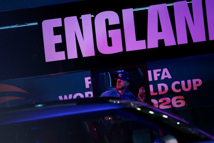 Soccer Football - FIFA World Cup 2026 - England Hotel Arrival - Mexico City, Mexico - July 3, 2026. The England National Team Bus arrives at their hotel. REUTERS/Luis Cortes