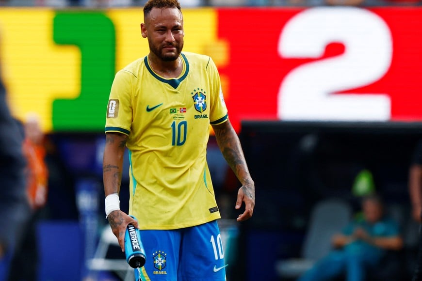 Soccer Football - FIFA World Cup 2026 - Round of 16 - Brazil v Norway - New York New Jersey Stadium, East Rutherford, New Jersey, U.S. - July 5, 2026
Brazil's Neymar Jr. looks dejected after the match as Brazil are eliminated from the World Cup REUTERS/Jeenah Moon
