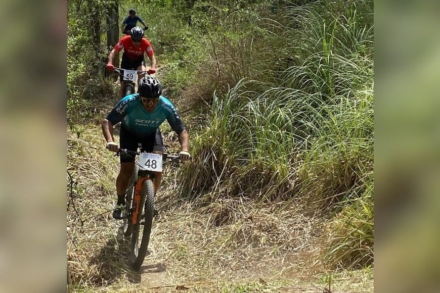 La Copa Lotería de Santa Fe reúne a más de 1.000 ciclistas de distintos puntos del país.
